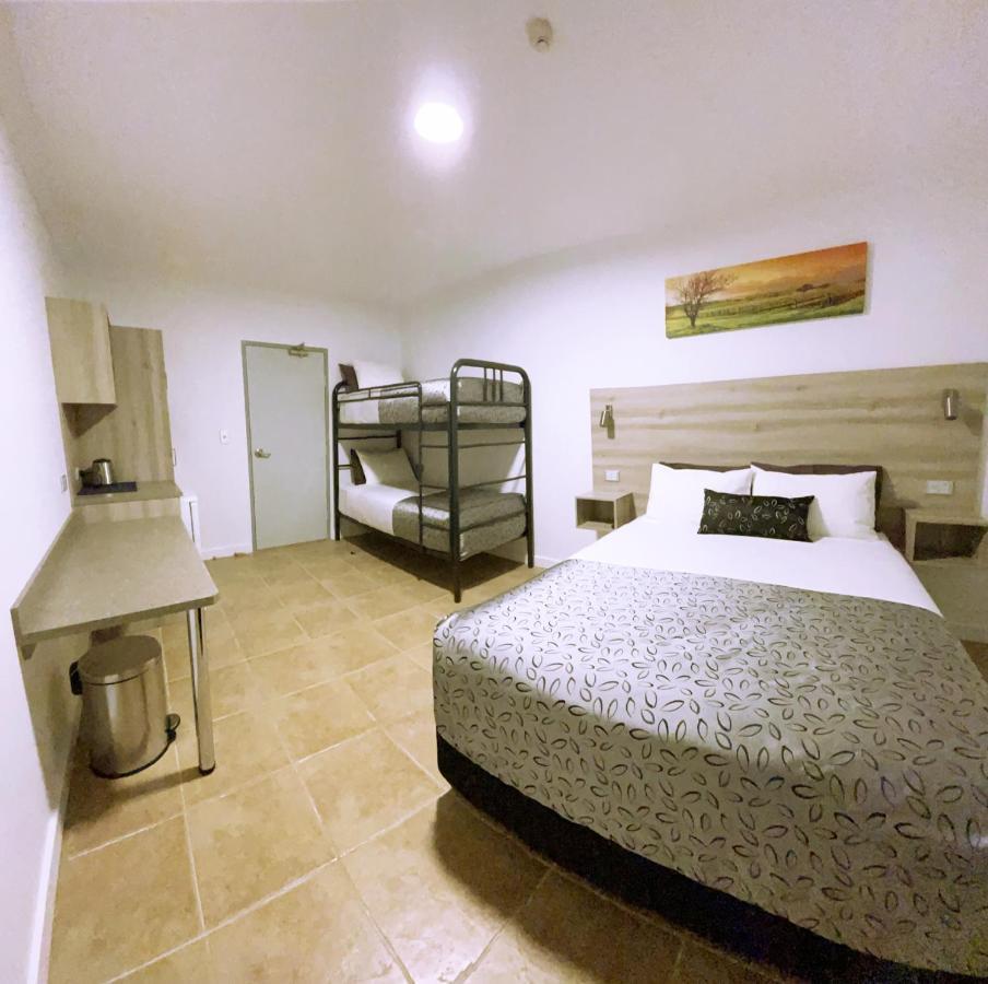 Childers Oasis Motel 외부 사진